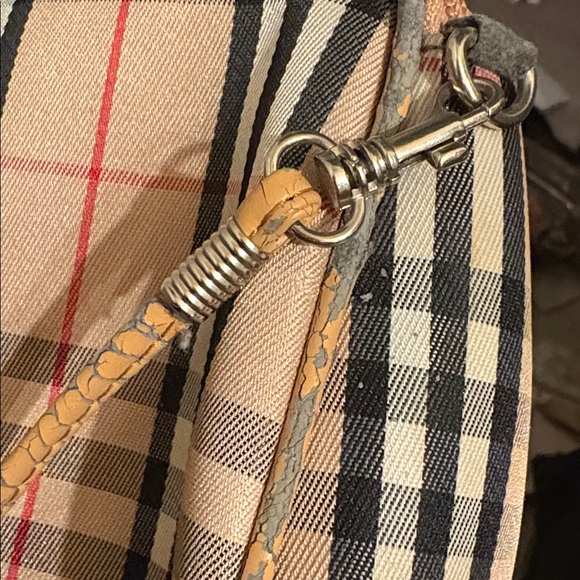 Classic plaid Burberry style bag - Picture 4 of 5